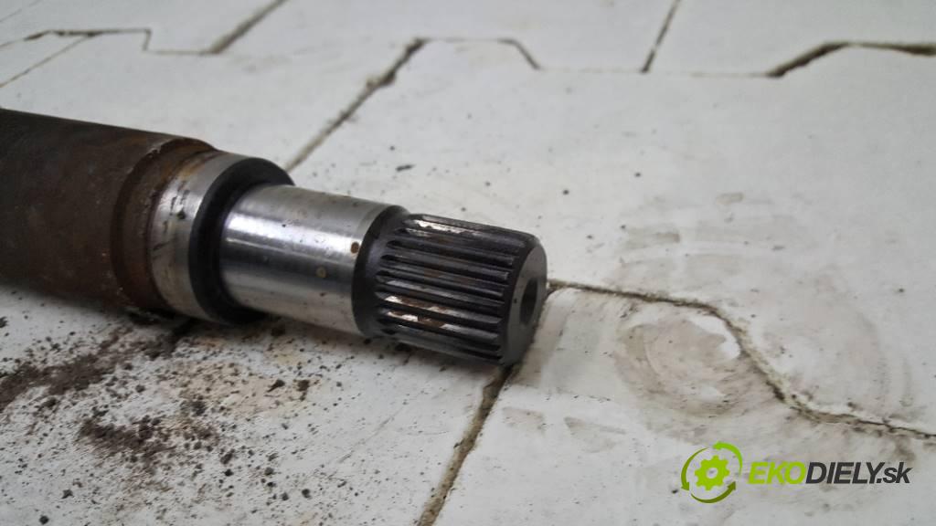 VOLVO V 60  2012 114 kW   1560,00 ccm Poloos pravá  (Poloosy)