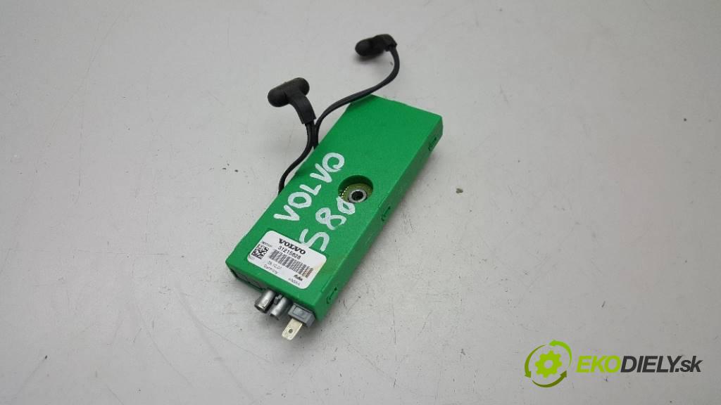 VOLVO S80 II 2007 185 kW II 2400 Zosilňovač antenový 31215628 (Zosilňovače)
