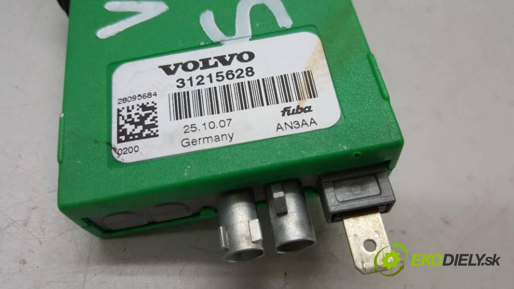 VOLVO S80 II 2007 185 kW II 2400 Zosilňovač antenový 31215628 (Zosilňovače)