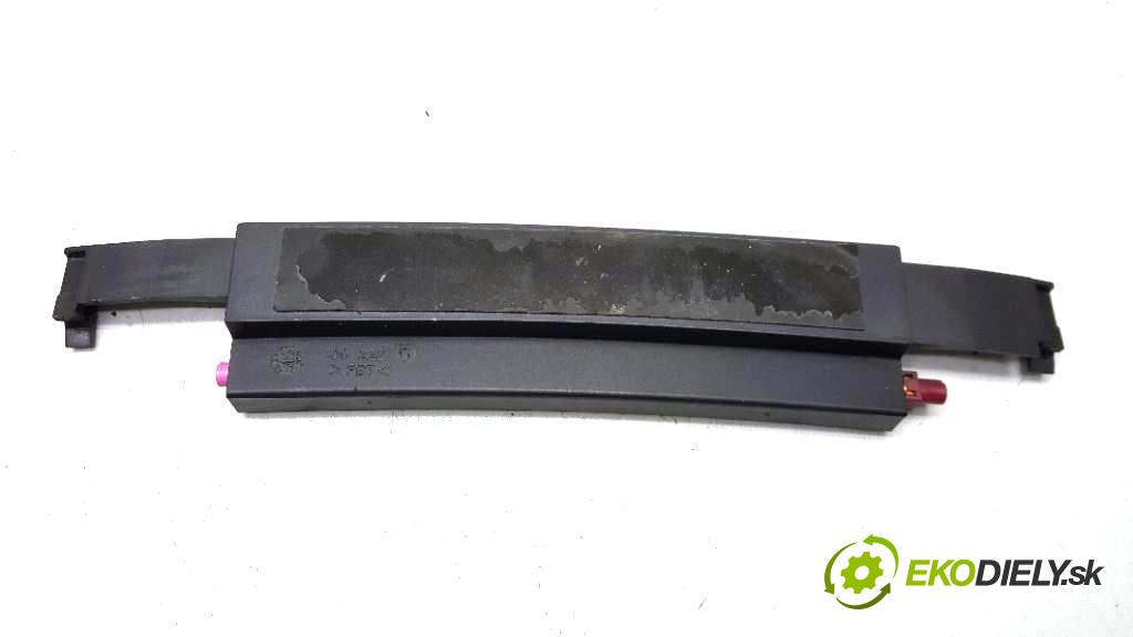 VOLKSWAGEN PHAETON 5.0 TDI 2003 313 kW 5.0 TDI 4921,00 ANTENA 3D0035507H