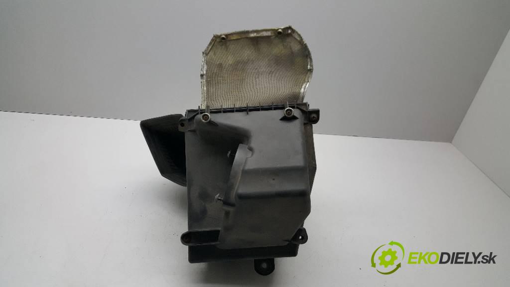 VOLKSWAGEN PHAETON 5.0 TDI 2003 313 kW 5.0 TDI 4921,00 obal filtra vzduchu 3D0129601AA    3D0129620B    (Kryty filtrů)