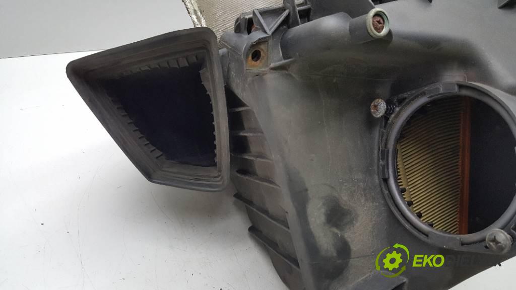 VOLKSWAGEN PHAETON 5.0 TDI 2003 313 kW 5.0 TDI 4921,00 obal filtra vzduchu 3D0129601AA    3D0129620B    (Kryty filtrů)