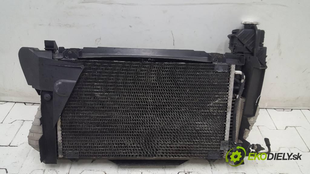 MERCEDES SPRINTER 905 1999 122 kW 905 2.9 TD 312 Chladič vody A9015003300   848613B    (Chladiče vody)