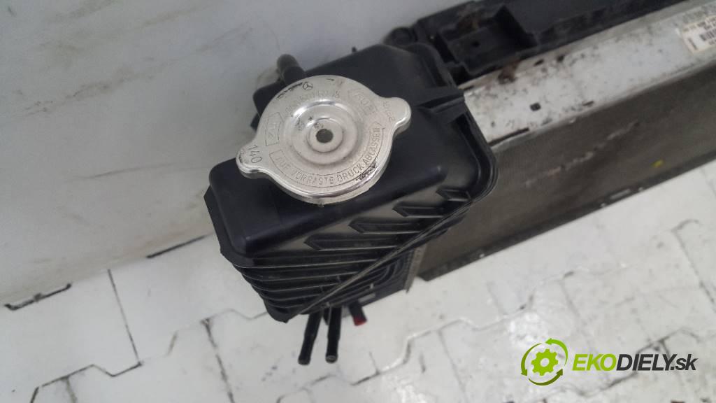 MERCEDES SPRINTER 905 1999 122 kW 905 2.9 TD 312 Chladič vody A9015003300   848613B    (Chladiče vody)