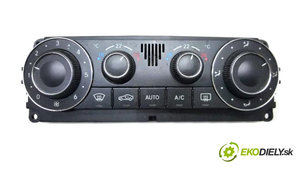 MERCEDES-BENZ C200 KOMPRESSOR W203 C SPORT COUPE 2006 163 kW W203 C SPORT COUPE 1796 Panel ovládania kúrenia KLIMATYZACJI  A2038304085 (Prepínače, spínače, tlačidlá a ovládače kúrenia)