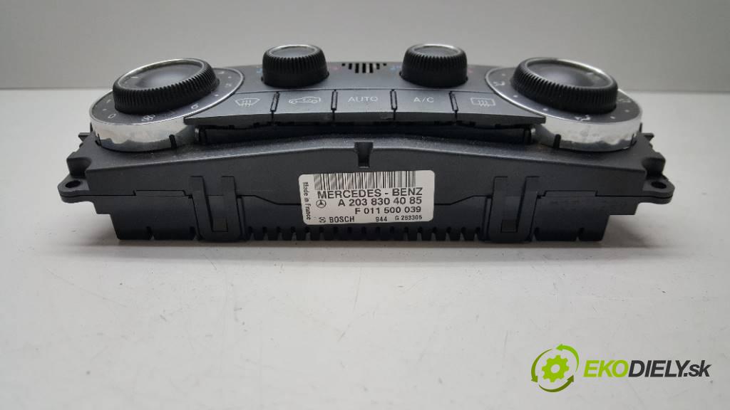 MERCEDES-BENZ C200 KOMPRESSOR W203 C SPORT COUPE 2006 163 kW W203 C SPORT COUPE 1796 Panel ovládania kúrenia KLIMATYZACJI  A2038304085 (Prepínače, spínače, tlačidlá a ovládače kúrenia)