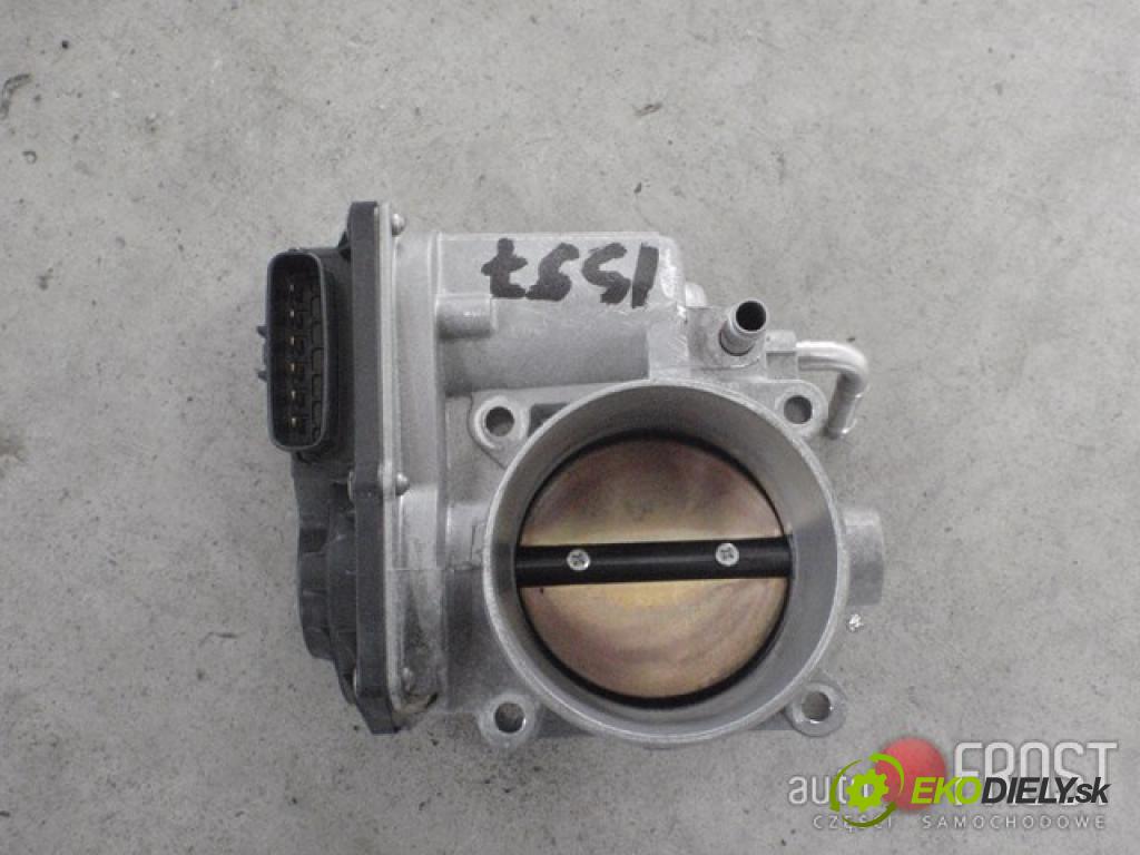 LEXUS IS 220    BRAK  Škrtiaca klapka 22030-31020 Lexus IS is250 05-