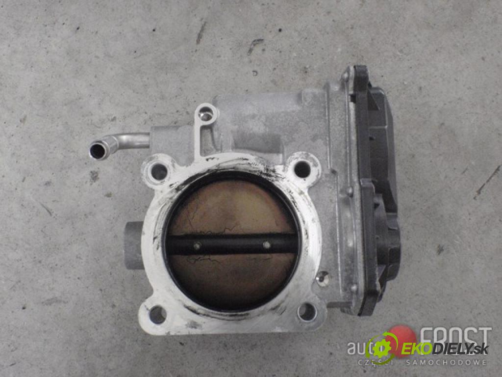 LEXUS IS 220    BRAK  Škrtiaca klapka 22030-31020 Lexus IS is250 05-