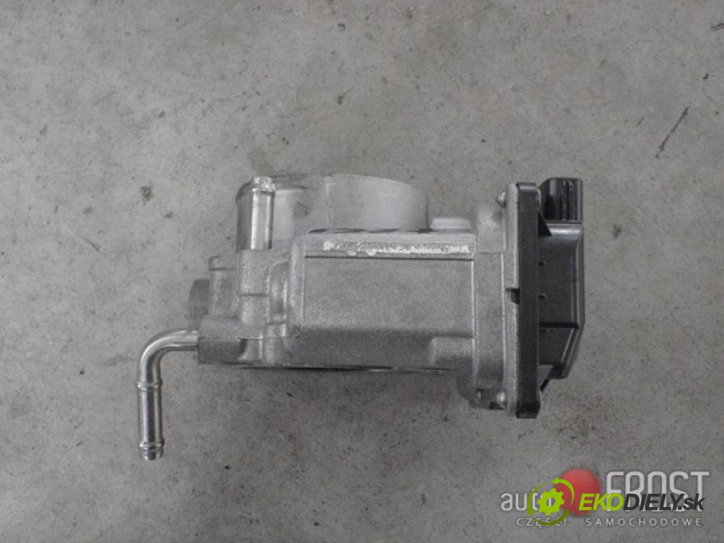 LEXUS IS 220    BRAK  Škrtiaca klapka 22030-31020 Lexus IS is250 05-