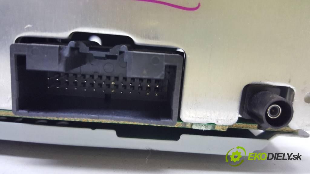 FORD B-MAX 1.0 EcoBoost 2013 92 kW  125 KM 1.0 EcoBoost 998,00 RADIO BM5T-18C815-PE   (Audio zariadenia)