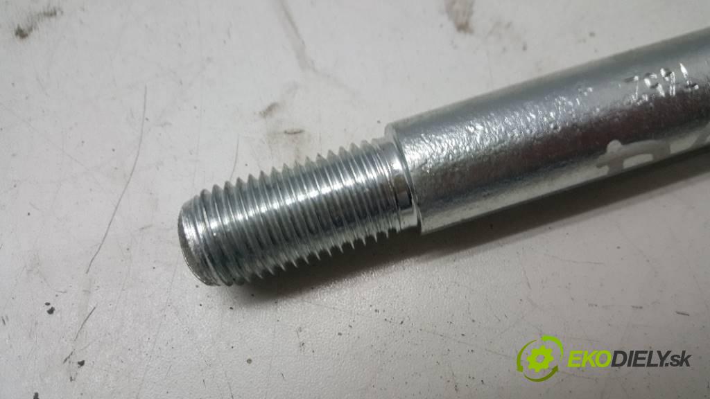 FIAT DOBLO II 1.6 16V 2016 77 kW 105 KM 1.6 16V 1598,00 Hák tažné zařízení t0472417752