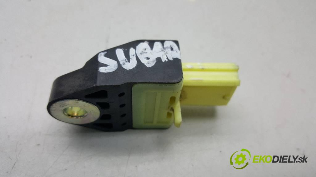 SUBARU IMPREZA III 2011 150KM III 1998 snímač nárazu 2 98237AJ000