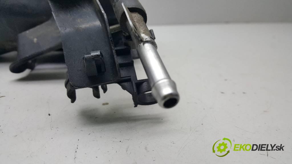 SUBARU IMPREZA III 2011 150KM III 1998 Obal filtra paliva