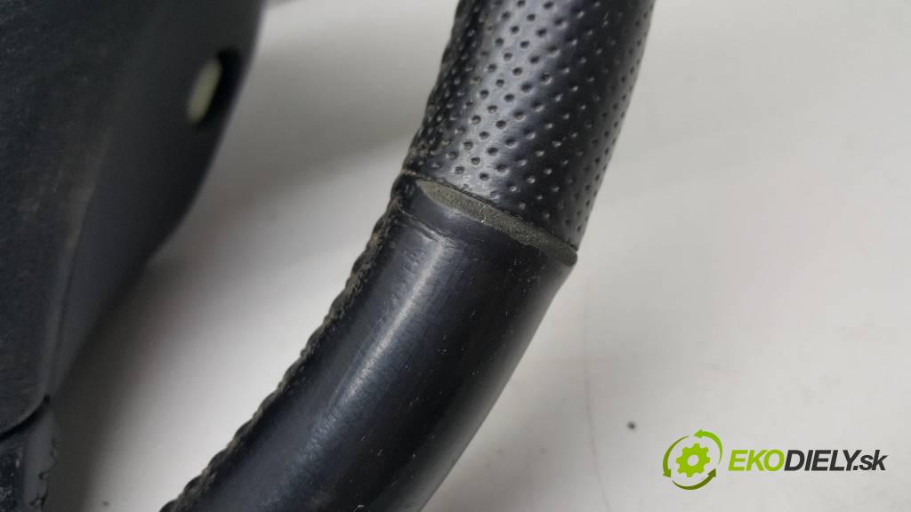 MAZDA MPV II LIFT FL 2.0 2004 136 KM II LIFT FL 2.0 1998,00 Volant  (Volanty)