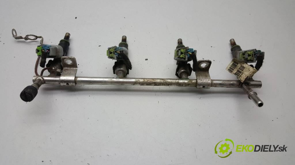 OPEL ASTRA J 1.6 2015 115 kW J 1.6 1598,00 Lišta vstrekovacia 55573667 (Vstrekovacie lišty)