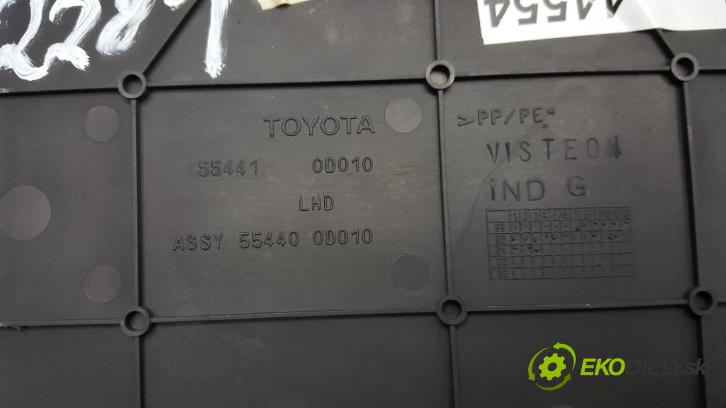 TOYOTA YARIS  2001 50,00 KW I 998,00 Priehradka, kastlík prístrojovky 554450D010