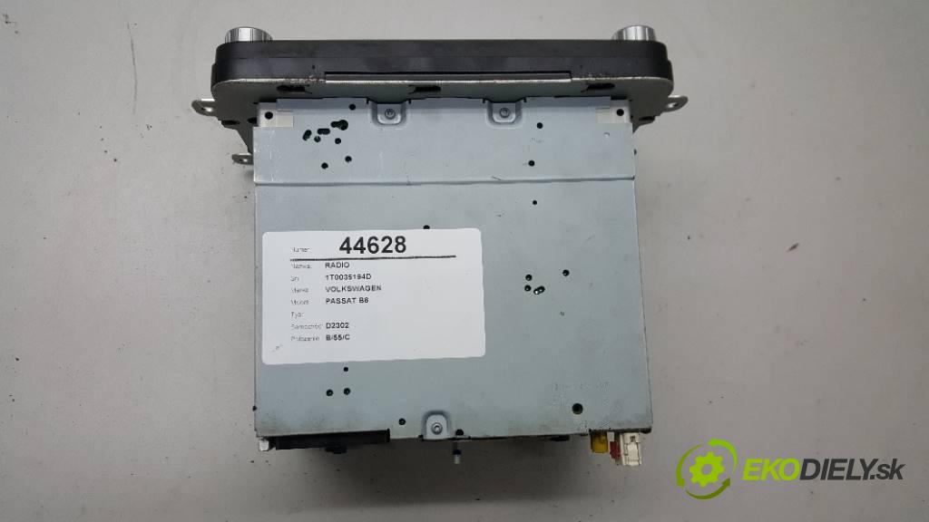 VOLKSWAGEN PASSAT B6  variant 2005 103 KW   1968,00 RADIO 1T0035194D (Audio zariadenia)