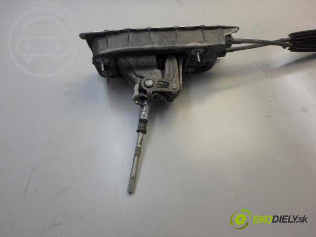 VOLKSWAGEN PASSAT    BRAK  rychlostna/radiaca paka Lanká - 5B Passat B6