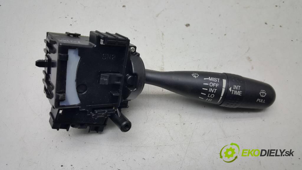 SUZUKI SX4  2008 79 kW SEDAN 1568 Prepínač stieračov  (Prepínače, spínače, tlačidlá a ovládače kúrenia)