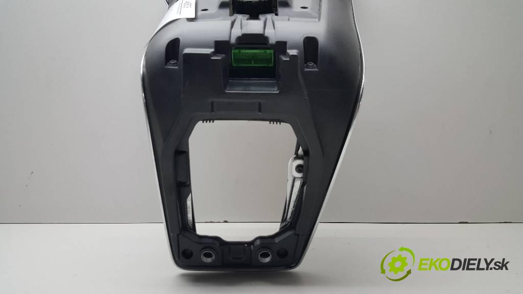 VOLVO V40 II 2015 88 kW II 1969 Panel ovládania kúrenia  (Prepínače, spínače, tlačidlá a ovládače kúrenia)