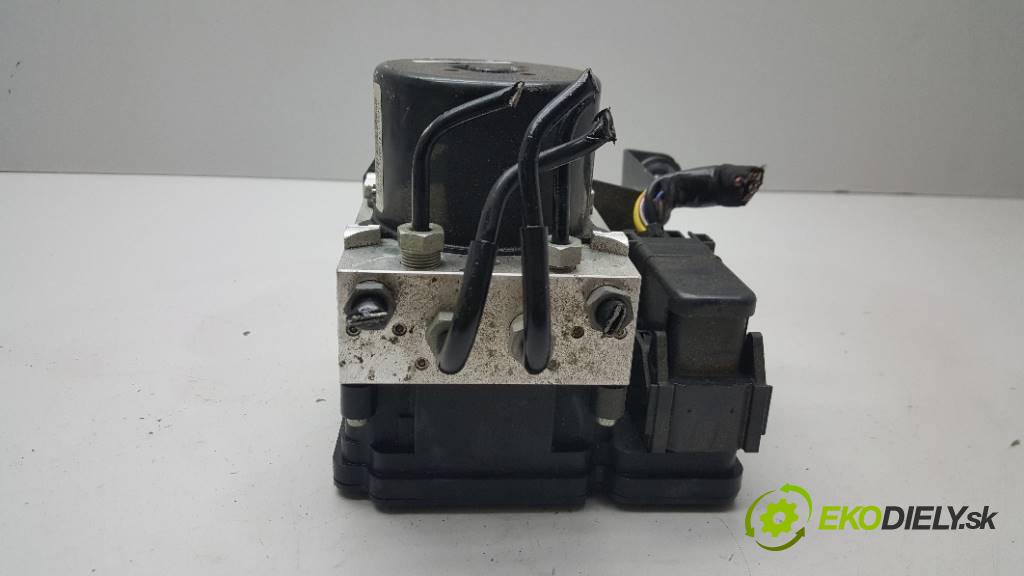 VOLVO V40 II 2015 88 kW II 1969 Pumpa ABS 31423315    (Pumpy ABS)