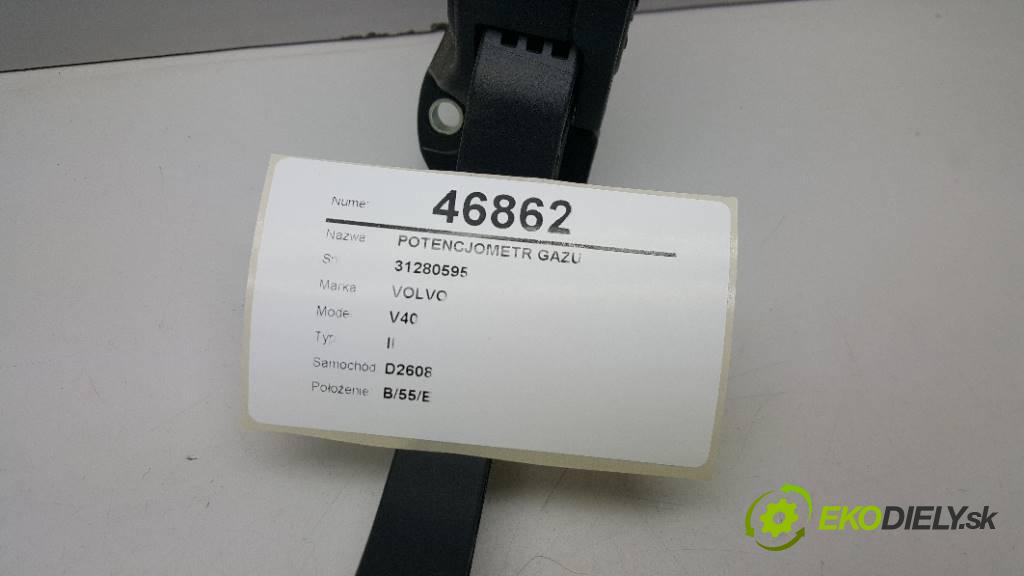VOLVO V40 II 2015 88 kW II 1969 Potenciometer plynového pedálu 31280595 (Pedále)