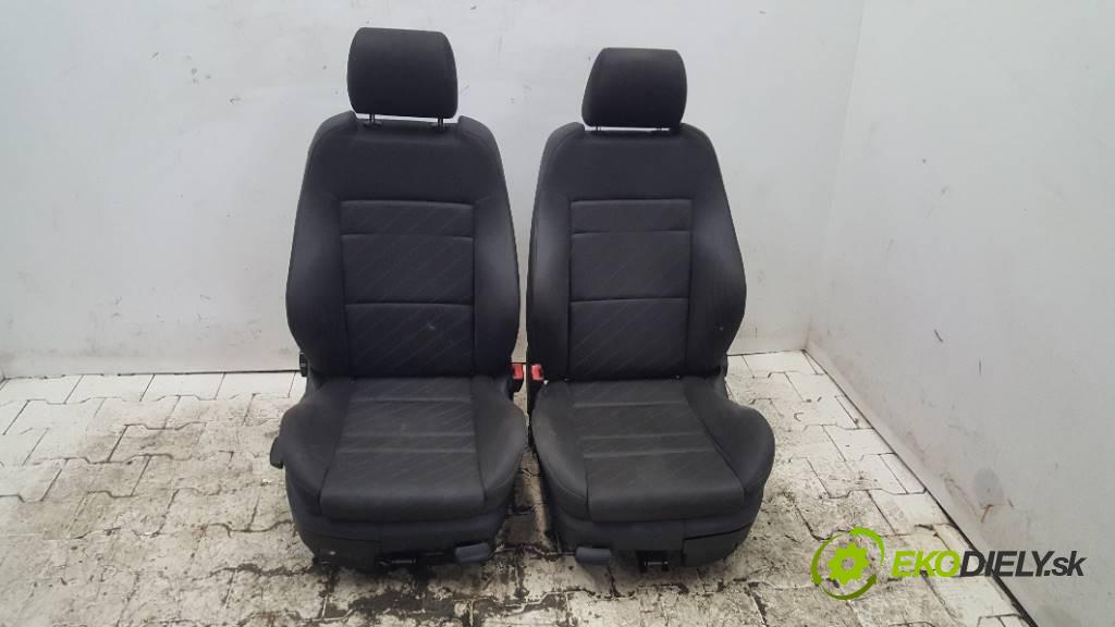 AUDI A3 8L 2002 96KW 8L 1896 sedadla sedačky -