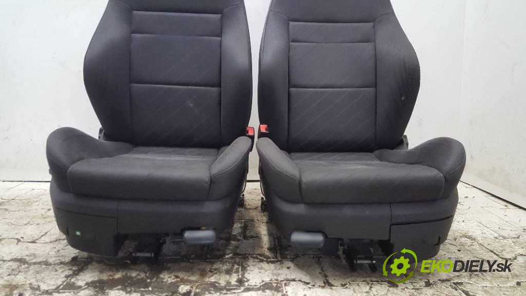 AUDI A3 8L 2002 96KW 8L 1896 sedadla sedačky -