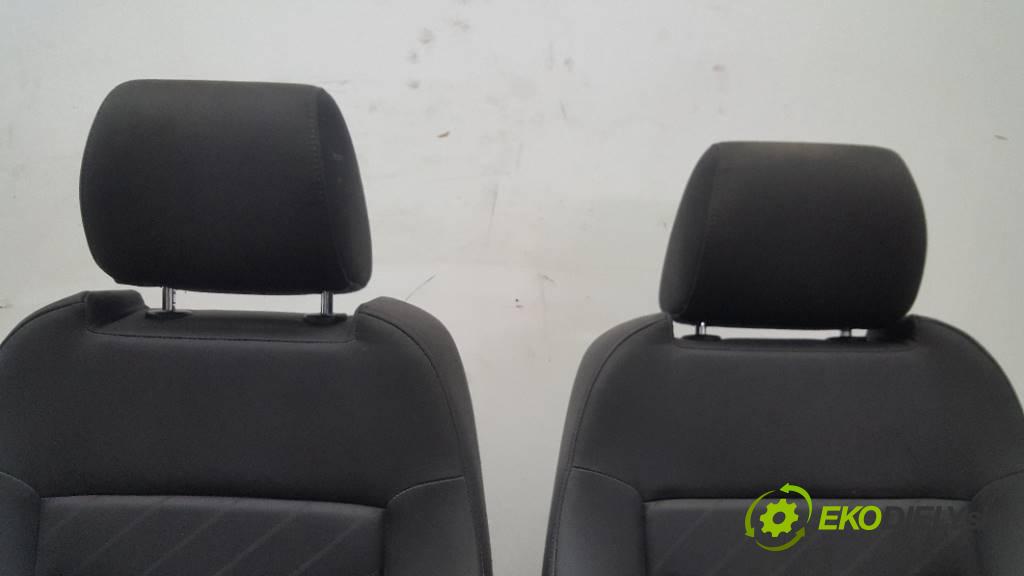 AUDI A3 8L 2002 96KW 8L 1896 sedadla sedačky -