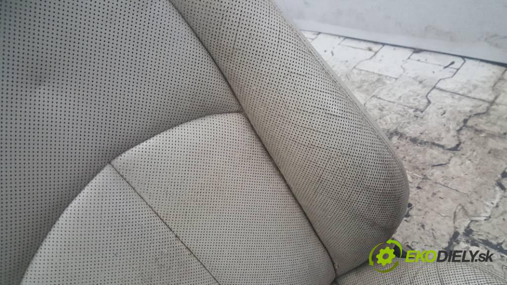 MERCEDES-BENZ E W211 E 270 2002 130KW E 270 2685 sedadla sedačky + sedadlo -
