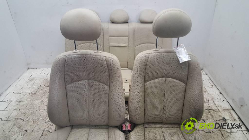 MERCEDES-BENZ E W211 E 270 2002 130KW E 270 2685 sedadla sedačky + sedadlo -