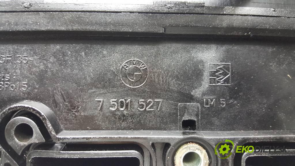 BMW 5 E39       potrubí sání 7501527 (Sací potrubí)