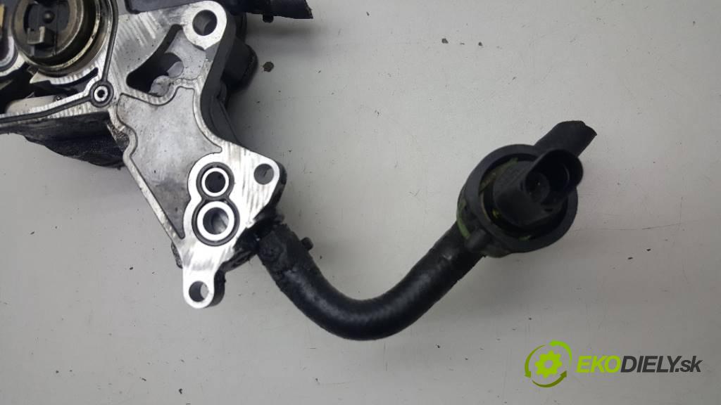 VOLKSWAGEN GOLF IV 1.9 TDI 2000 101 kW IV 1.9 TDI 1896 pumpa vakuová 038145209A