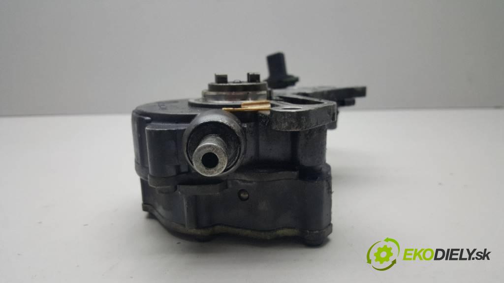 VOLKSWAGEN GOLF IV 1.9 TDI 2000 101 kW IV 1.9 TDI 1896 pumpa vakuová 038145209A