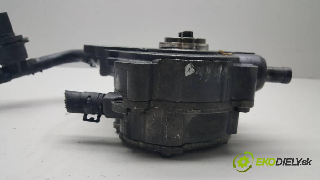 VOLKSWAGEN GOLF IV 1.9 TDI 2000 101 kW IV 1.9 TDI 1896 pumpa vakuová 038145209A