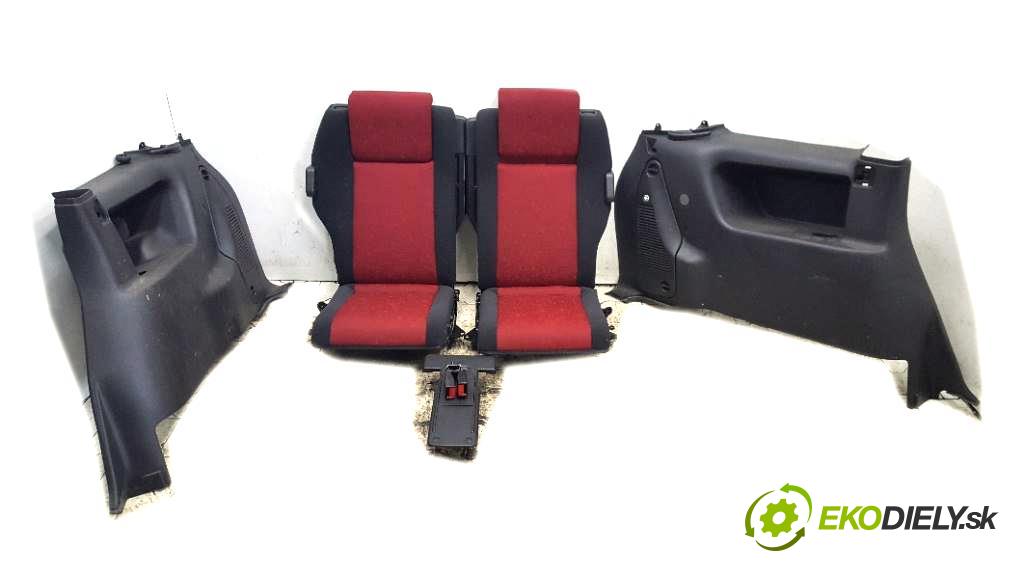 OPEL ZAFIRA   2002 74KW   1995 sedadlo zadní část III RZĄD (Sedačky, sedadla)