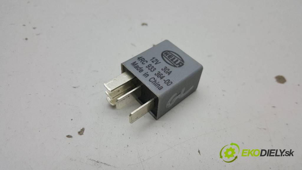 MERCEDES-BENZ GL420 CDI X164 2007 306 kW X164 4.0 relé A0025428119    (Relé)