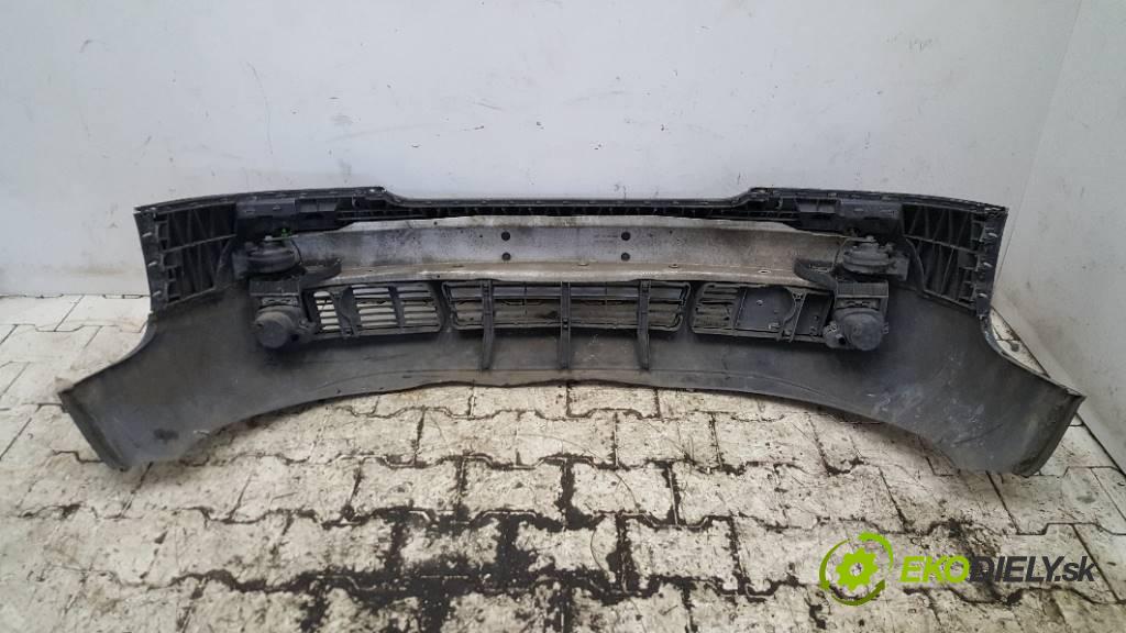 AUDI A6 C5 1998 110 KW C5 1781 nárazník přední část