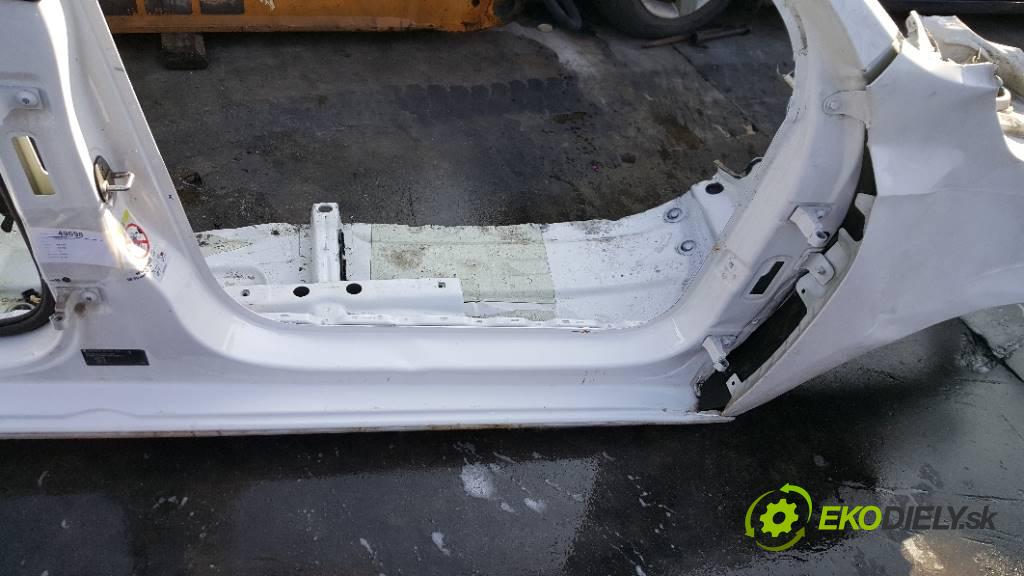 SKODA RAPID  II 2017 85KW  II 1598 práh pravý  (Ostatní)