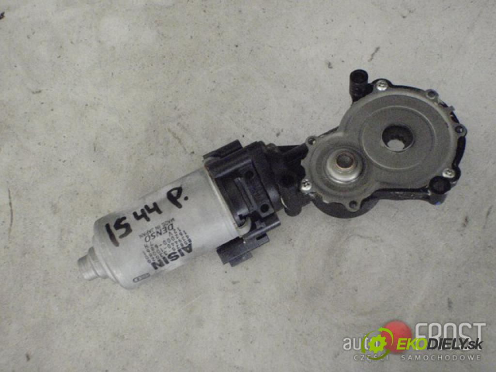 LEXUS IS 220    BRAK  Motorček sedačky 85820-33020 pravy IS is220d is250 