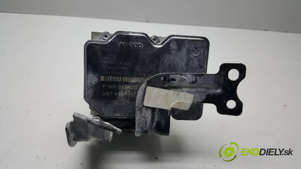 HYUNDAI  IX35   2012 99KW   1591 pumpa ABS 58920-2Y300    (Pumpy brzdové)