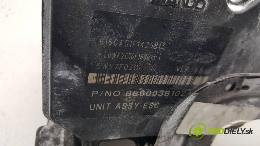 HYUNDAI  IX35   2012 99KW   1591 pumpa ABS 58920-2Y300    (Pumpy brzdové)