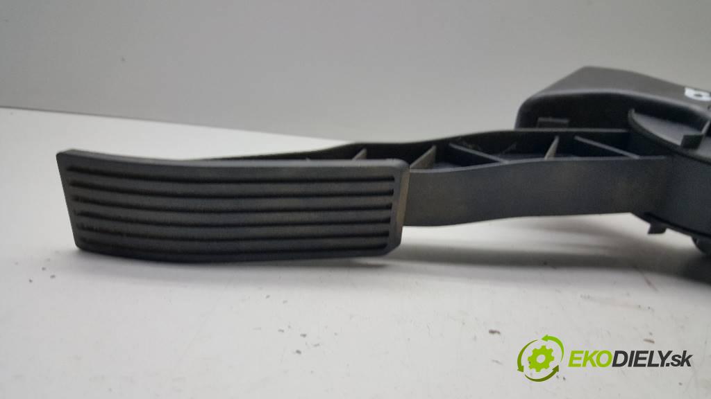 MERCEDES-BENZ B150 W245 2005 70KW W245 1498 Potenciometer plynového pedálu 91736020 (Pedále)