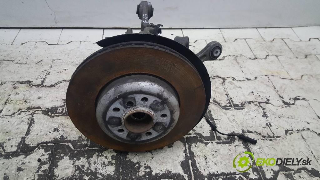 BMW F13 640D 2014 313 kW 640D 2993 náboj zad pravá