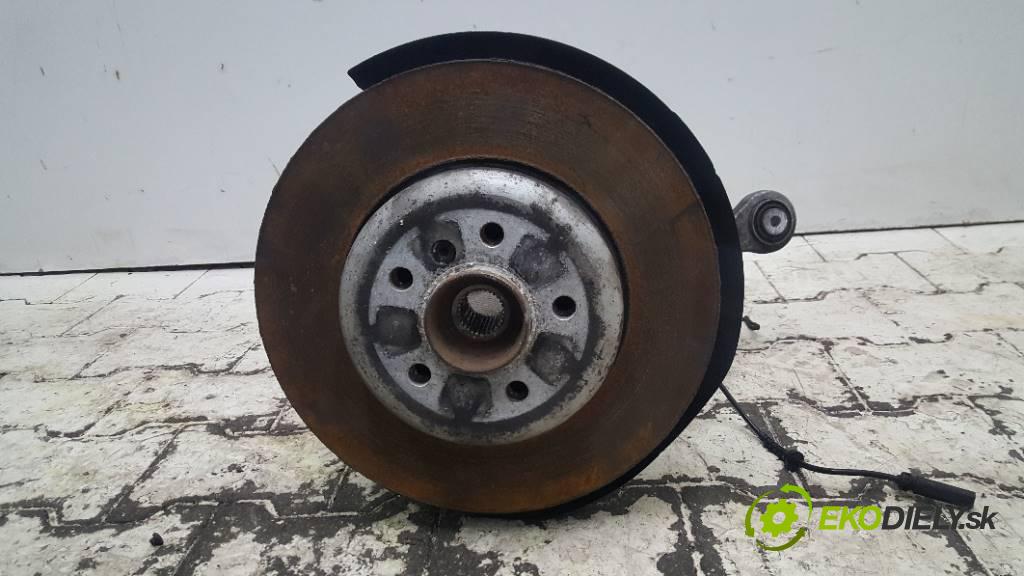 BMW F13 640D 2014 313 kW 640D 2993 náboj zad pravá