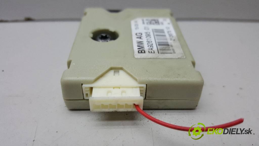 BMW F13 640D 2014 313 kW 640D 2993 Zosilňovač antenový 213675 (Zosilňovače)