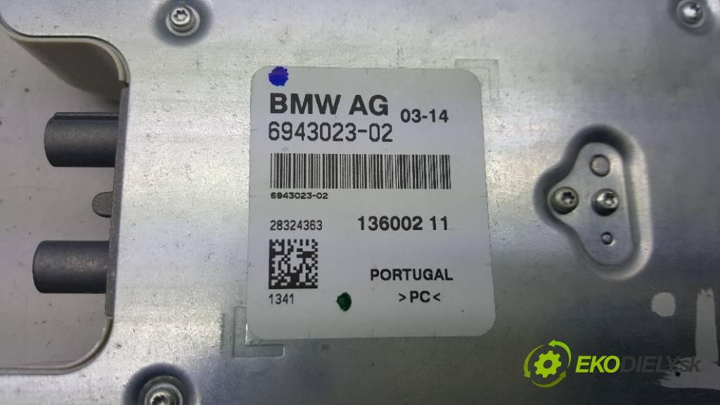 BMW F13 640D 2014 313 kW 640D 2993 Zosilňovač antenový 6943023-02   (Zosilňovače)