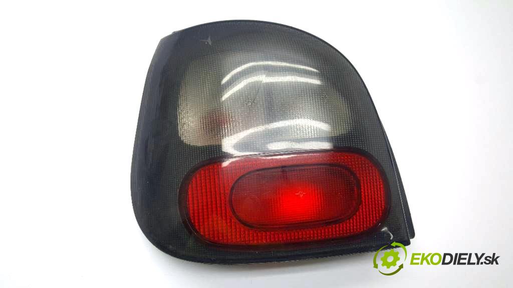RENAULT MEGANE SCENIC    1998 55KW    1598 Svetlo zad ľavá strana 7700831730 (Ostatné)