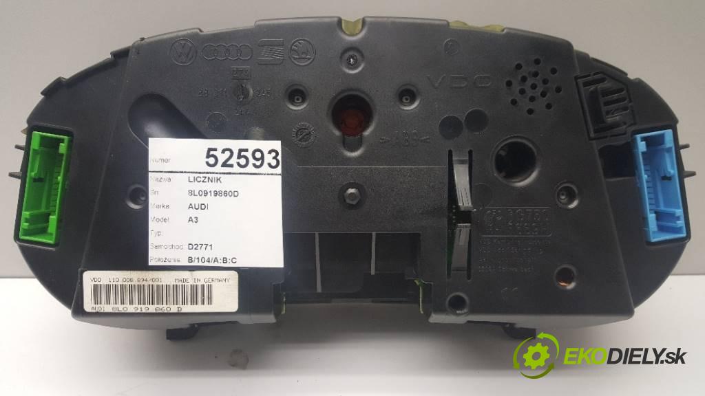 AUDI A3   1998 81KW   1896 Prístrojovka 8L0919860D (Prístrojové dosky, displeje)