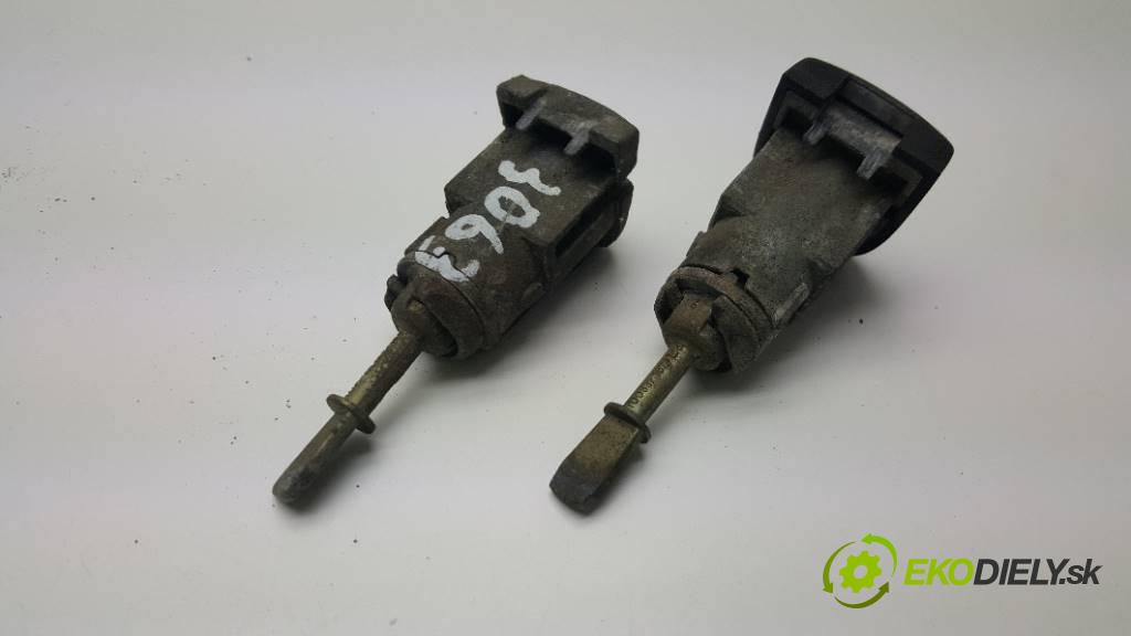 VOLKSWAGEN GOLF IV 1.9 TDI KOMBI 1999 110 kW 1.9 TDI KOMBI 1896,00 spínačka 4B0905851C (Spínací skříňky a klíče)